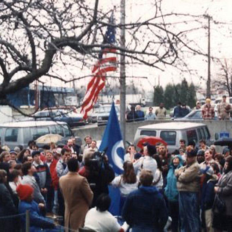 Lott Industries becomes first employment program for persons with developmental disabilities, 1990 